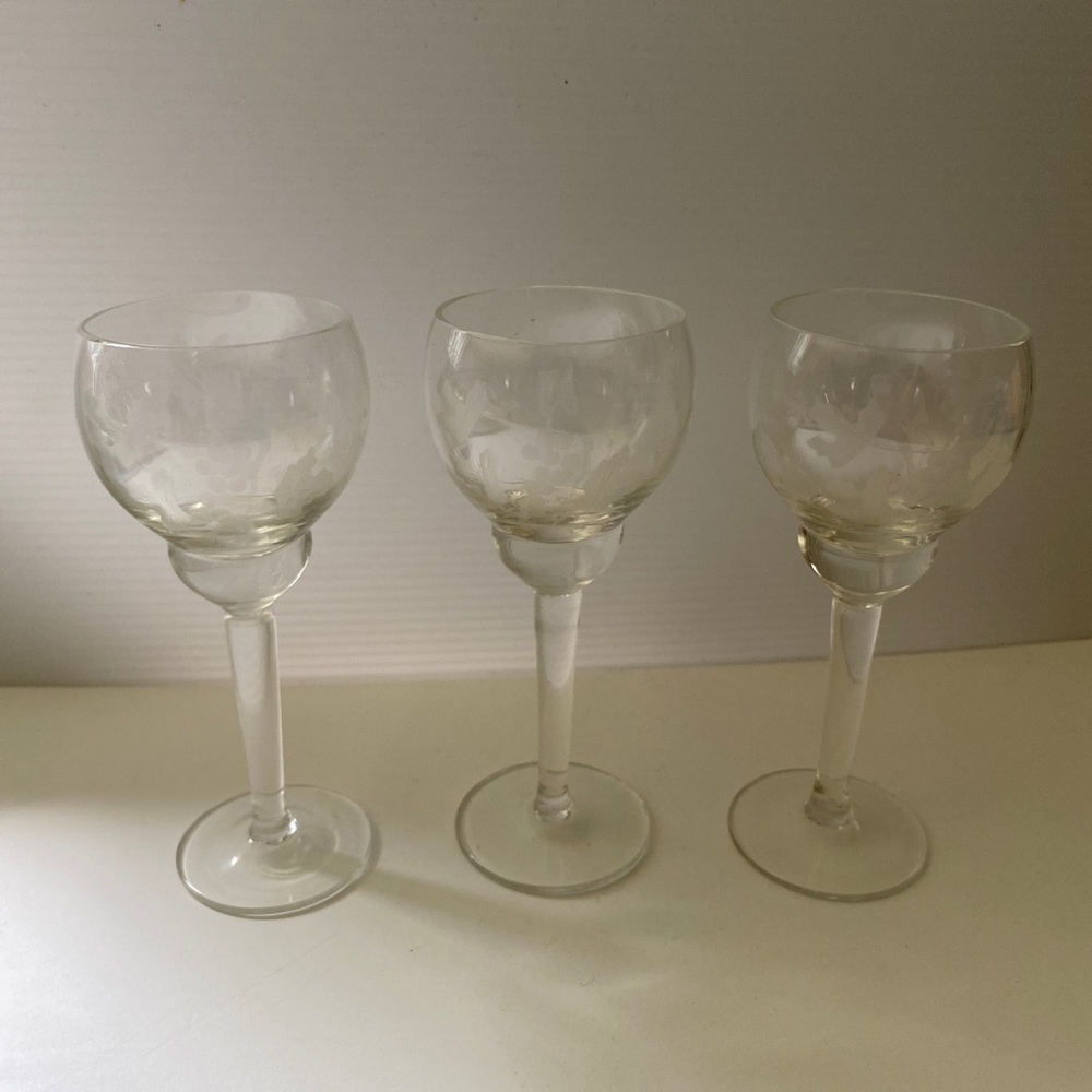 3 Cordial Liqueur Glasses Vintage Etched Clear  Glass Grapes Leaves